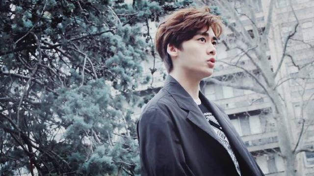 明星高考成績(jī)大揭密,學(xué)霸真不少,湯唯落榜自學(xué)成材