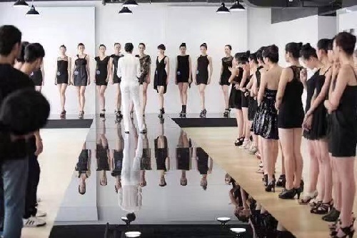 ���w��ģ�،WУ��ȫ������